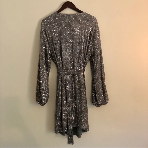 Boohoo Sequin Dress Kimono Wrap Dress Size 12 - Picture 5 of 8